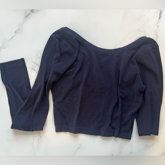 lululemon athletica Tops - EUC Lululemon Athletica Navy Align Crop Top